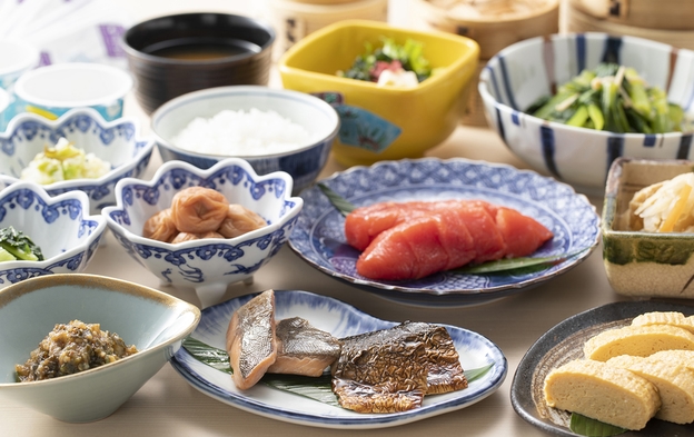 【朝食付】空港に徒歩直結だからゆっくり朝食★